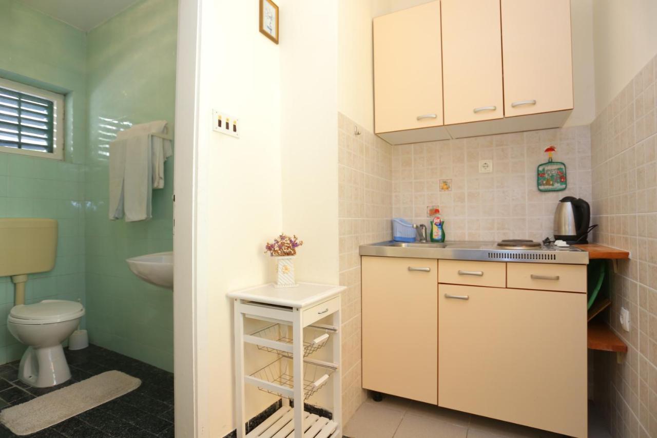 Apartments By The Sea Mimice, Omis - 18149 מראה חיצוני תמונה